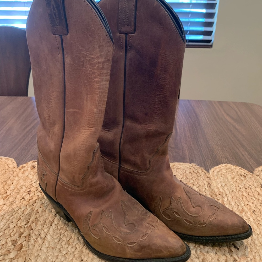 Women’s Brown Leather Western Cowboy Boots - Picture 7 of 7